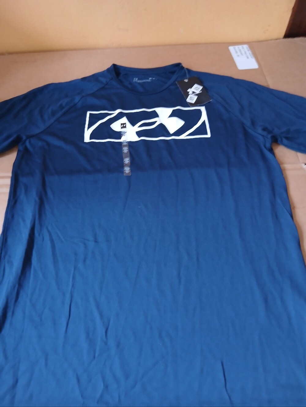 Under Armour Men’s Navy Graphic Short Sleeve Performance Tee Size Medium